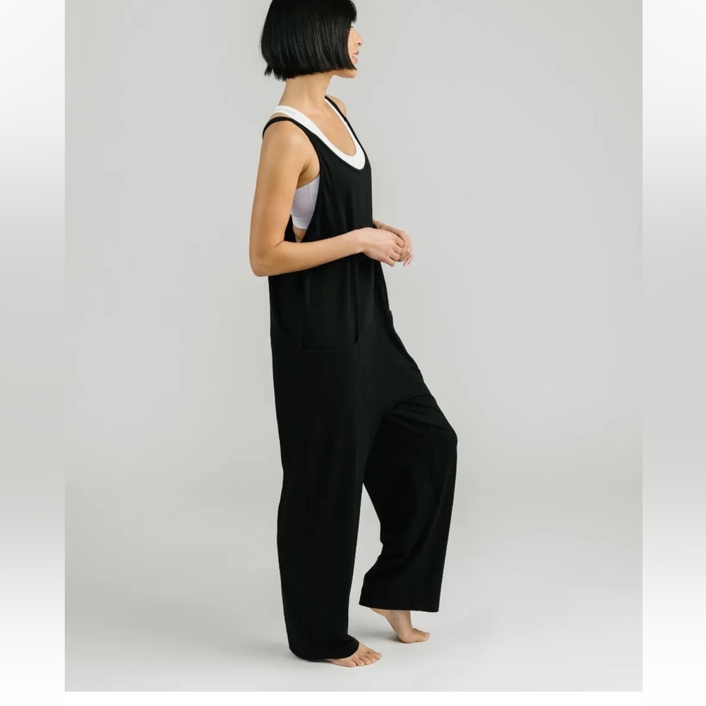 Zyia NEWPORT JUMPSUIT size Medium - like new
